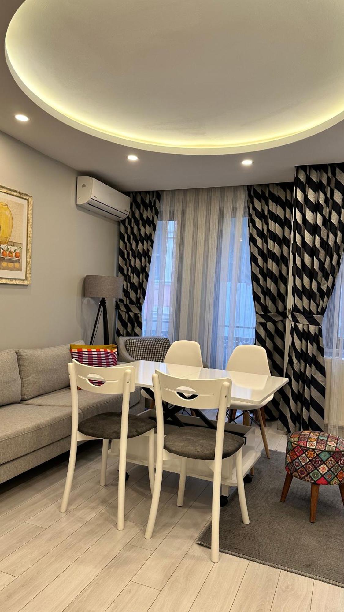 Taksim Devrim House Apartment Istanbul Bagian luar foto